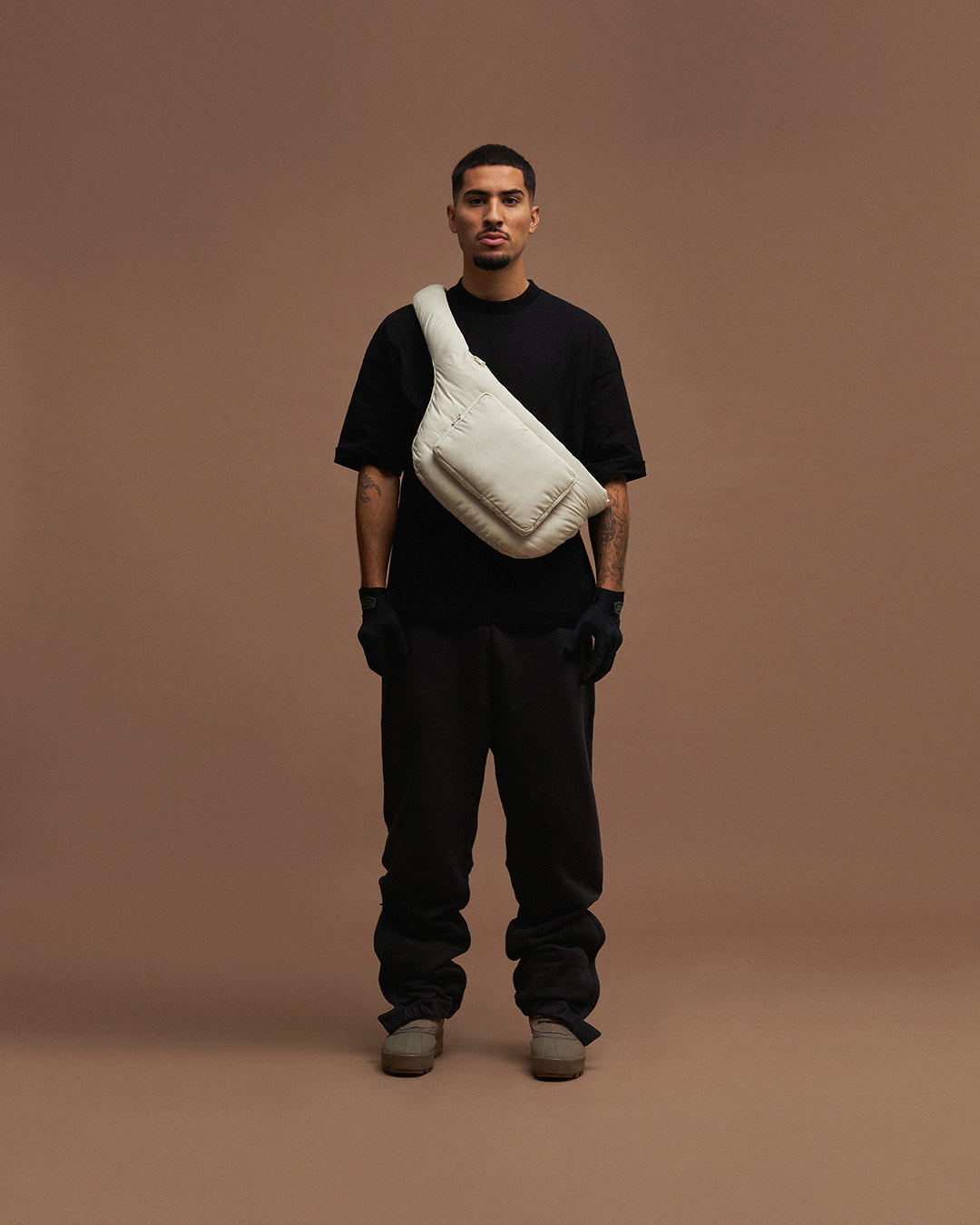 PUFFY AIRPORT BAG - CREAM WHITE