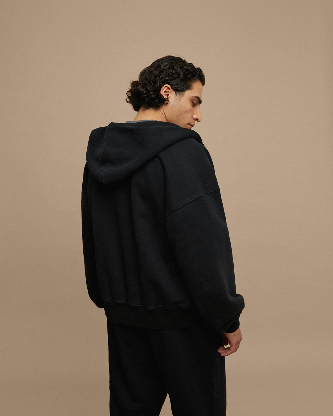 THE PERFECT ZIP HOODIE - VINTAGE BLACK