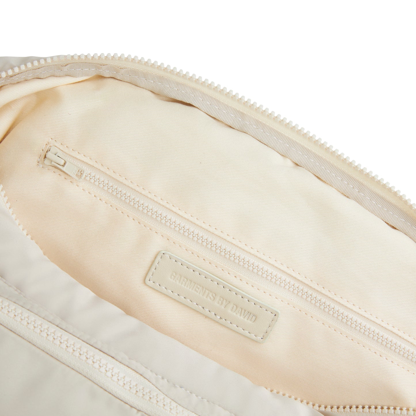 PUFFY AIRPORT BAG - CREAM WHITE