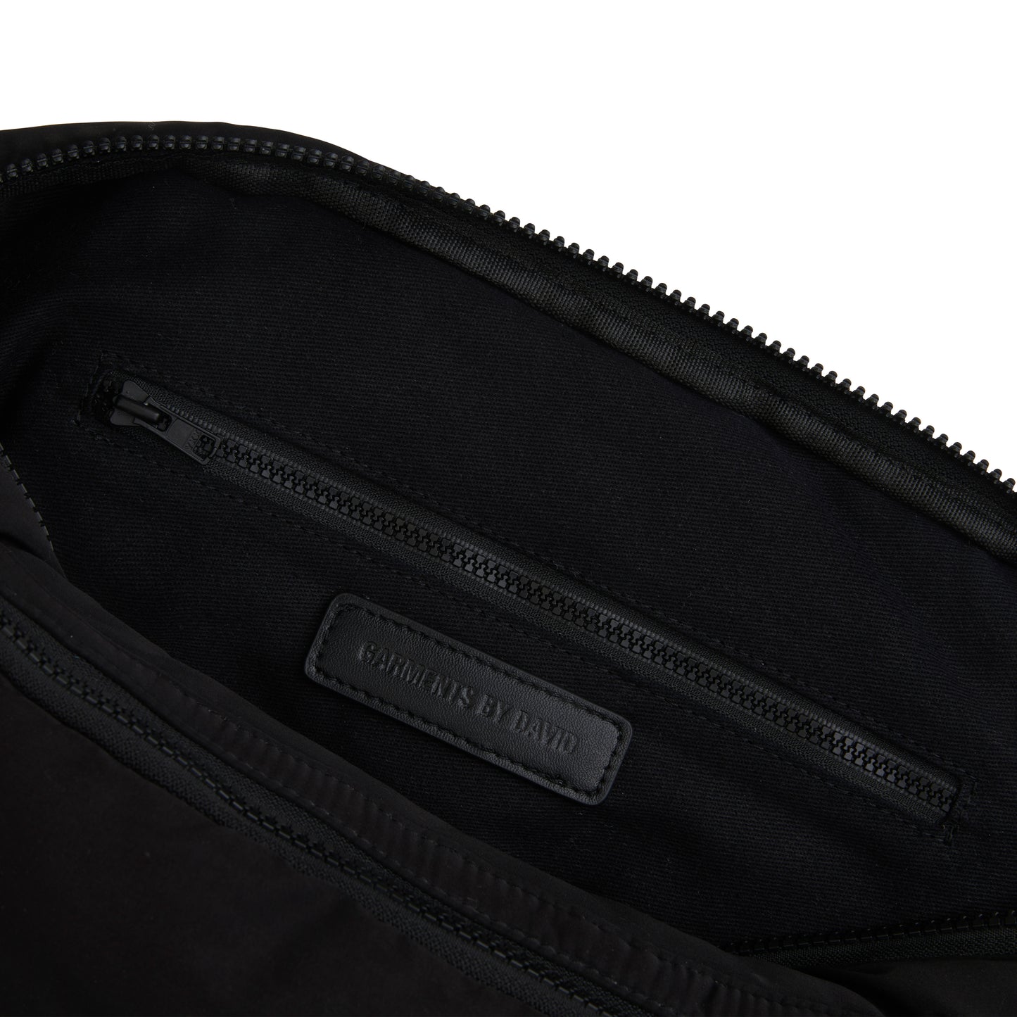 PUFFY AIRPORT BAG - CORE BLACK