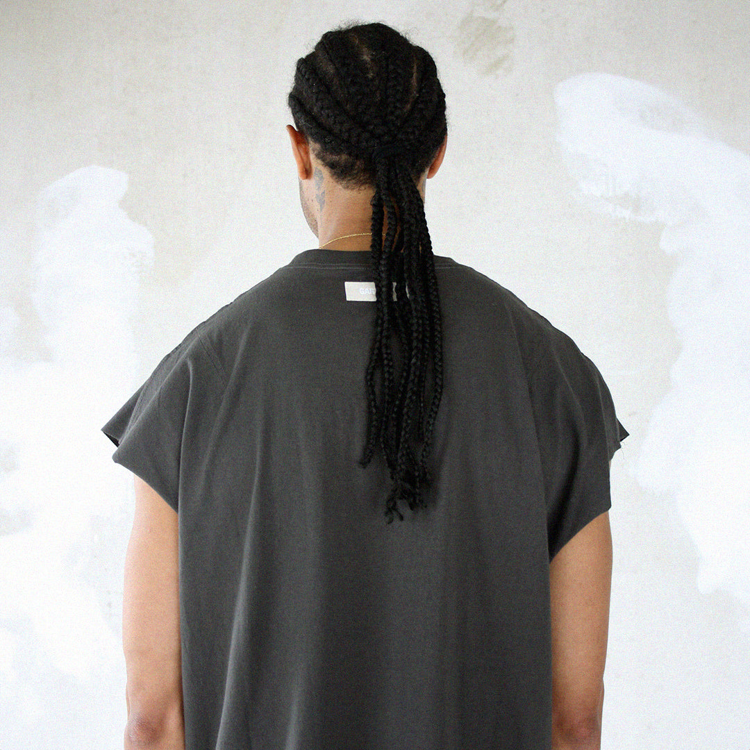 SLEEVELESS INSIDE OUT TEE - SUNFADED ANTHRACITE